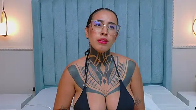 NicoleBlumのライブXXXチャット