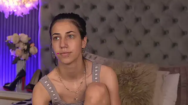 KeylaBlair Chat XXX live