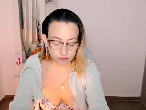 Chat +18 de BOREAL_MOON ao vivo