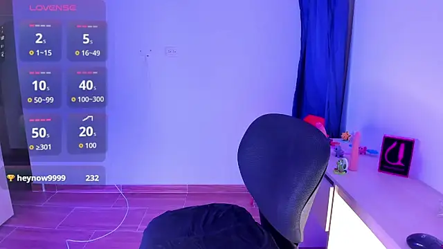 Mineko____'s Live Chat Room