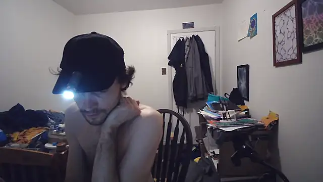 JohnnyMoves' Live XXX Chat