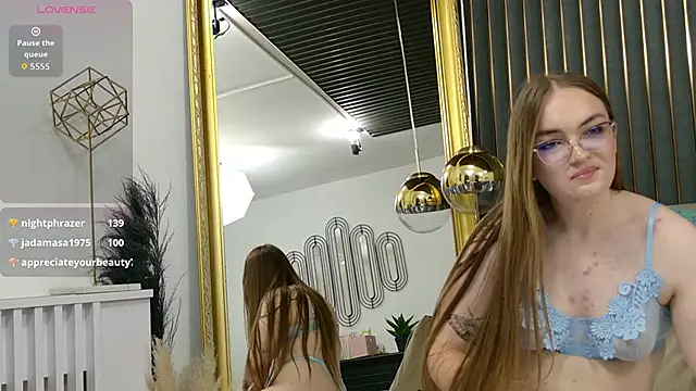 AdelineRyan Webcam show