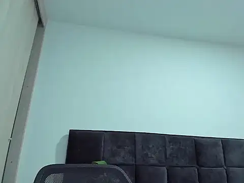 XXX chat uživo modela Alexander_Martines