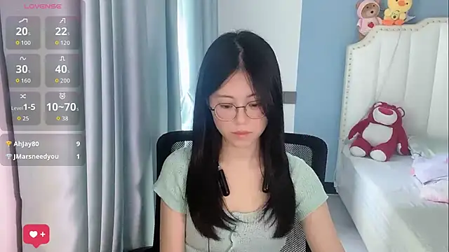 Luna-666 Live XXX Chat