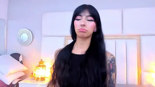 LaylaaDoll: απευθείας συνομιλία ΧΧΧ