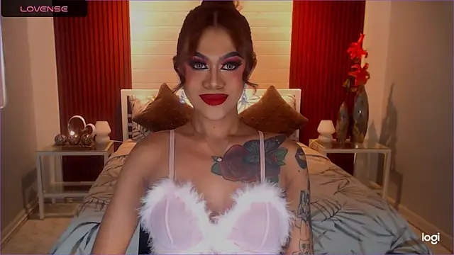 StellaStrong30's Webcam Show