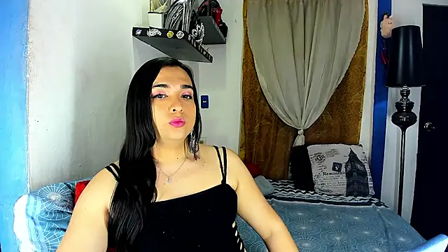 SARAMISHA Adlı Modelin Canlı XXX Sohbeti