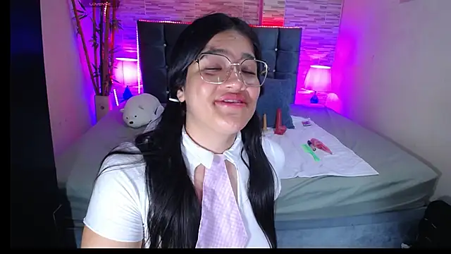 Valeri_hot22: απευθείας συνομιλία ΧΧΧ