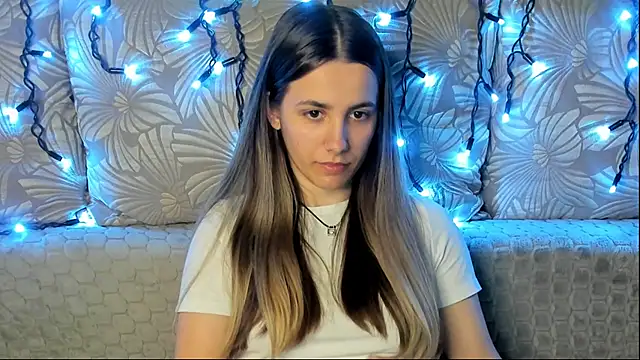 MaggieCake Chat XXX live