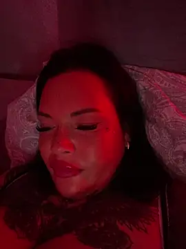 _MelinaCurves_'s Live XXX Chat