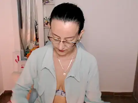BOREAL_MOON's Live XXX Chat