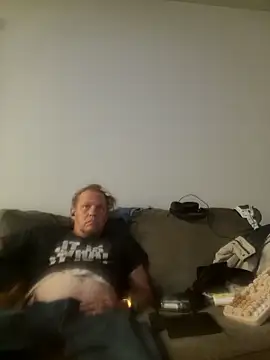 yourMasterisBored Chat XXX live