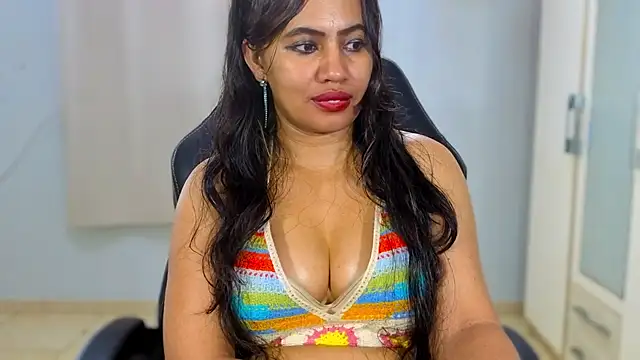 FannyXhotn Webbikameraesitys