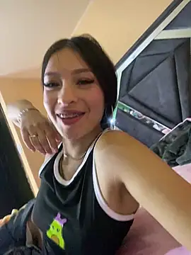 Itze_Mua Chat XXX in diretta