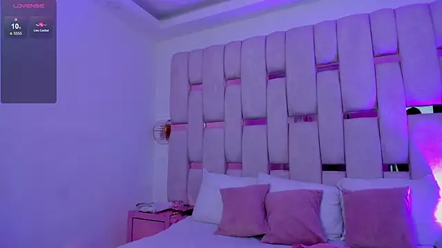 Chat +18 de mia_schwarz ao vivo