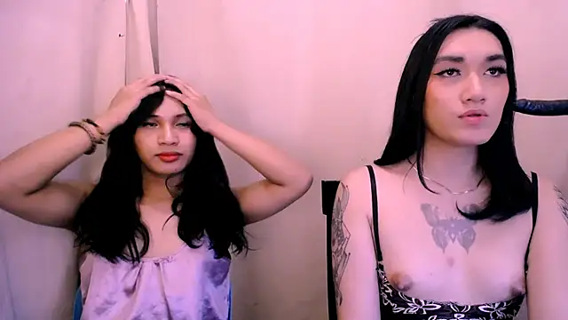 Chatroom XXX en direct de slutty_aki