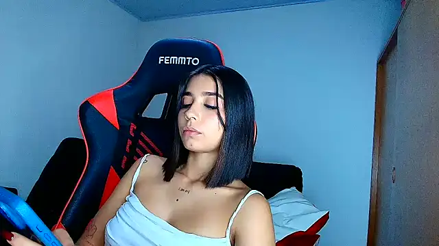 Chat XXX ao vivo de Rousse_violett