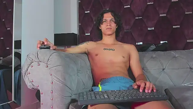 TonyBenedettin Webbikameraesitys