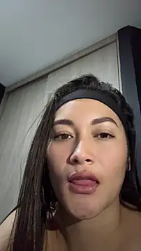 Tatiana123_ Chat XXX in diretta