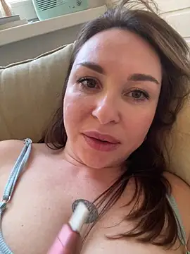 Syverelle Chat XXX live