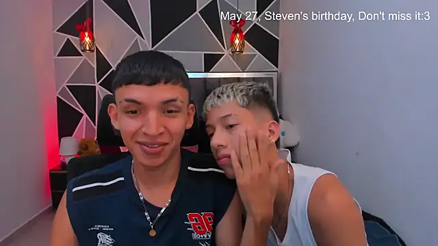 Juan_Nd_Steven 라이브 XXX 채팅