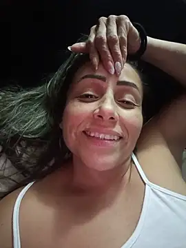 maynor_1998 live XXX chat
