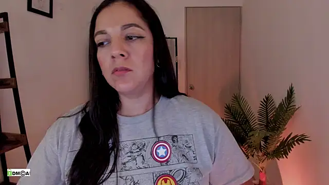 urcute_kitten's Live XXX Chat