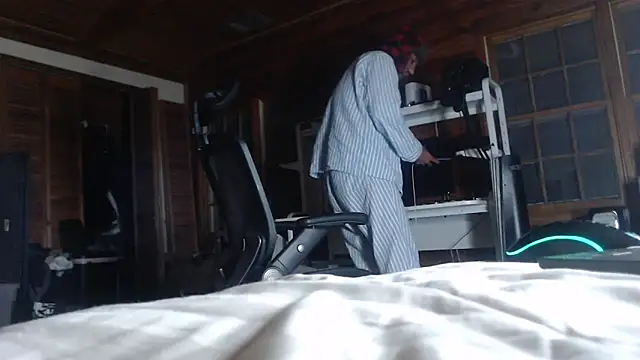 cashmasterzobistone webcam show