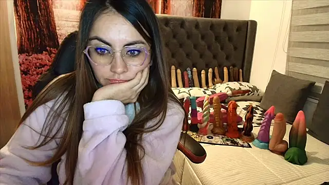 دردشة sofia23dirty الجنسية المباشرة