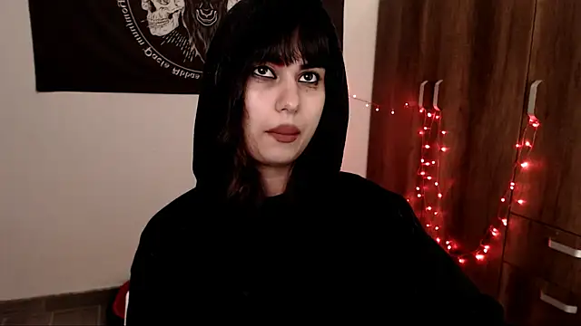 Czat XXX na żywo – Little-Lucifer
