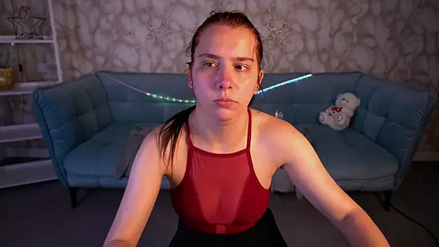 LiviaShy élő XXX-chatje
