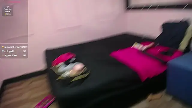 XXX chat uživo modela danna7cute
