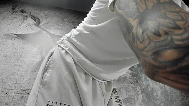 Gury_tattoo's Live XXX Chat