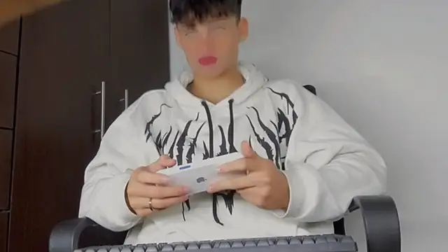 Cat_Boy_ Webcam-Show