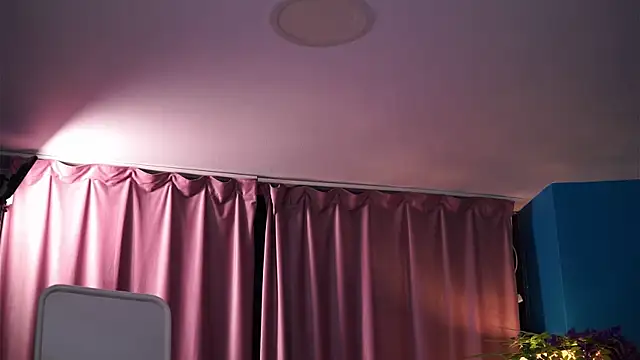 ElyssawetXX 网络视讯表演