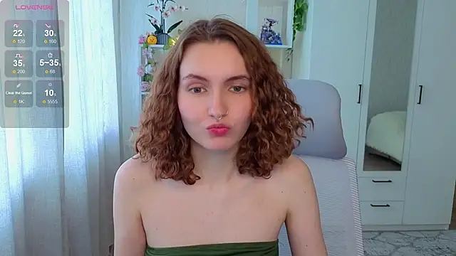 Emily_lune Chat XXX in diretta