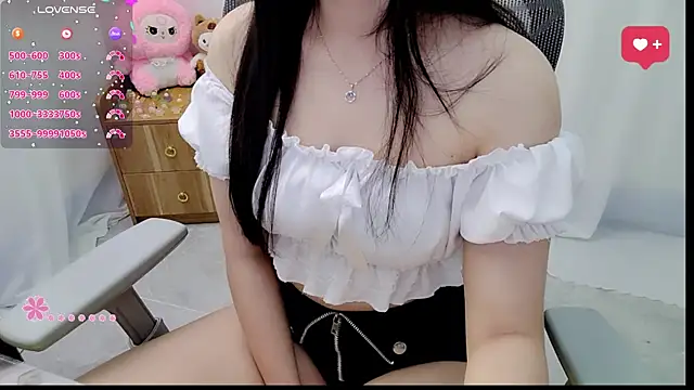 XXX chat uživo modela Dully_ana