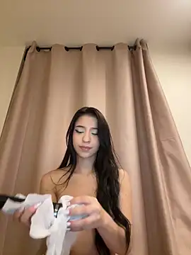 Sarah_cam06のライブXXXチャット