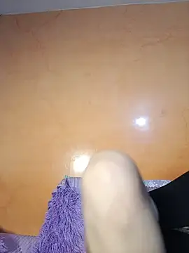 Chat +18 de KiaraEvans2 ao vivo