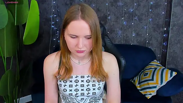 Emmaa_Kimmn Webbikameraesitys