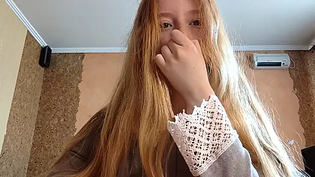 Chat XXX en directo de KateVibe_01