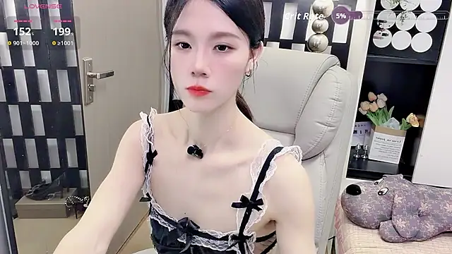 Yueyue-MM's Live XXX Chat