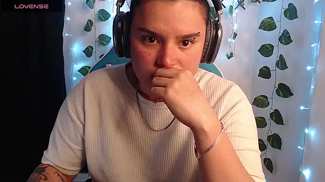 Nika_1_'s Live XXX Chat