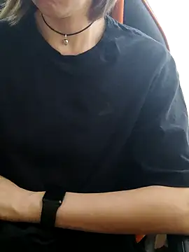 Aashikalaa's Live XXX Chat