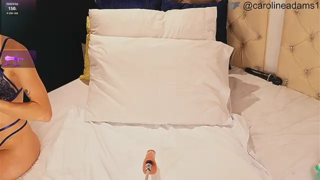 caroline_adams_ Show Webcam