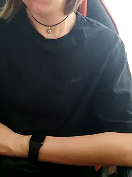 Aashikalaa Live XXX-chat