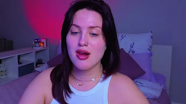 Sassy_Talkin_ Adlı Modelin Canlı XXX Sohbeti
