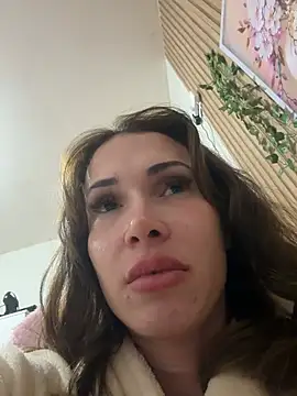 Irresistible24 Chat XXX in diretta