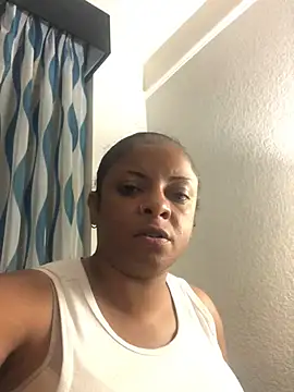 MissFiirefly's Live XXX Chat