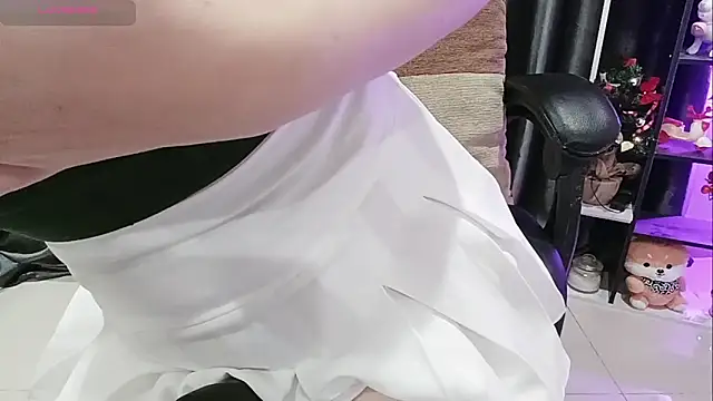 Chat XXX en directo de Yuki-yio